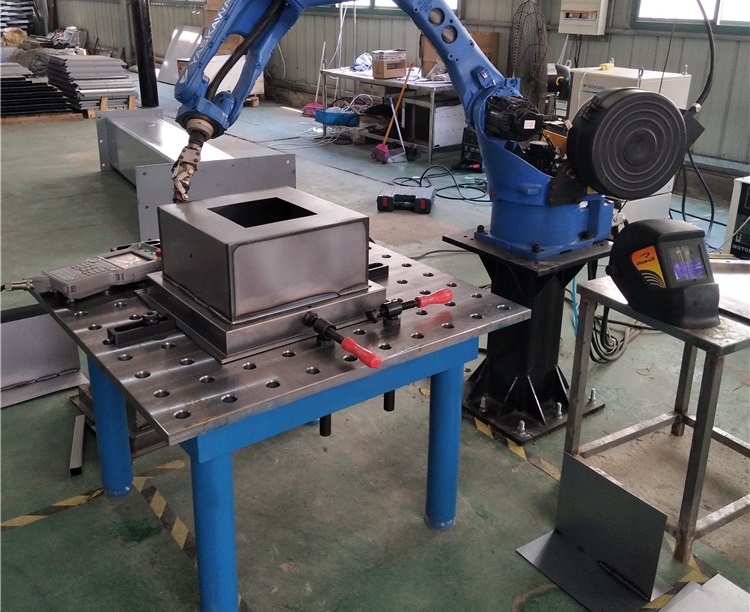 二維柔性組合焊接工裝